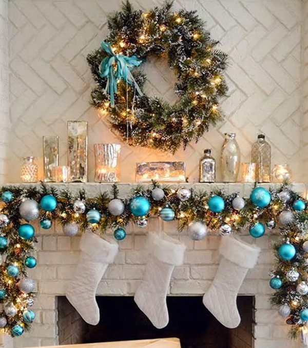 christmas mantel decor 