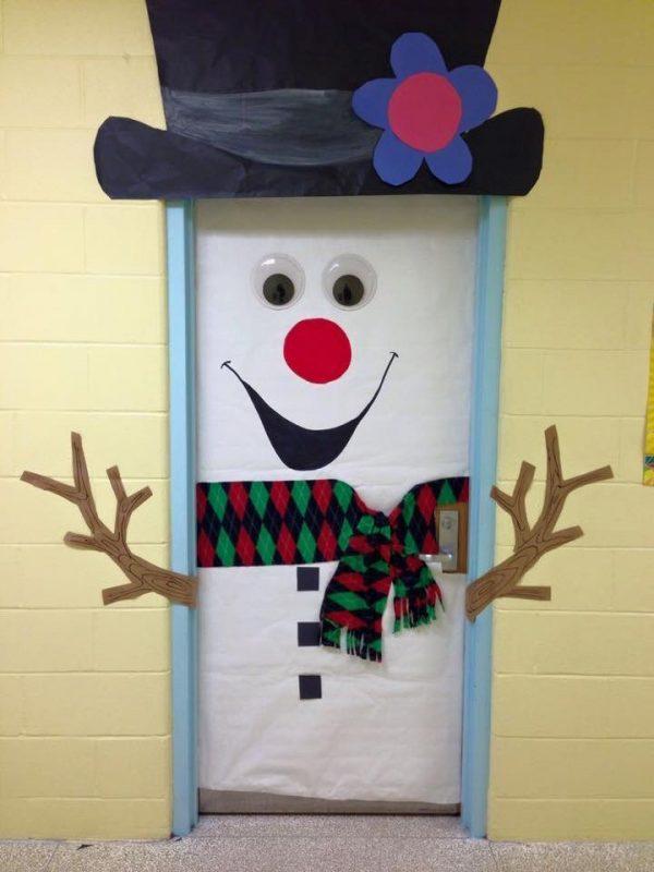 Cool Christmas Door Decorations